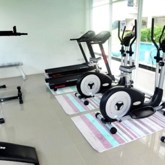 Отель P-PARK RESIDENCE Suvarnabhumi фитнесс-зал фото 4