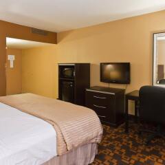 Отель Quality Inn & Suites Denver Stapleton фото 20