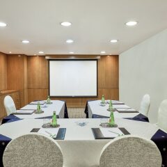 Отель Holiday Inn Cairo Citystars с домашними животными