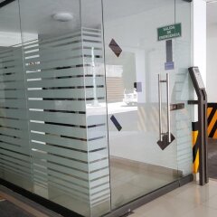 Отель Grupo Kings Suites Platon 436 Мехико парковка