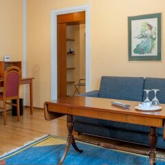 Отель Teaterhotellet Швеция, Мальме - 1 отзыв об отеле, цены и фото номеров - забронировать отель Teaterhotellet онлайн удобства в номере фото 2