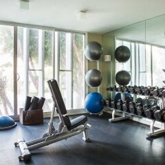 Отель Avalon Hotel Beverly Hills США, Беверли Хиллс - отзывы, цены и фото номеров - забронировать отель Avalon Hotel Beverly Hills онлайн фитнесс-зал