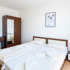 Апартаменты New Line Village Apartments вид на фасад фото 2