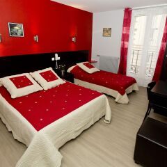 Отель Hipotel Paris Belleville Pyrenees Париж комната для гостей
