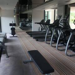 Отель Arthouse Uptown Phuket Таиланд, Пхукет - отзывы, цены и фото номеров - забронировать отель Arthouse Uptown Phuket онлайн фитнесс-зал фото 4