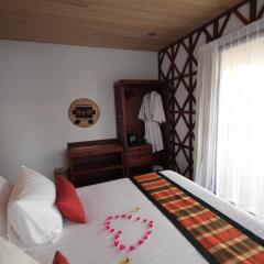 Отель ViewPoint Lodge & Fine Cuisines комната для гостей