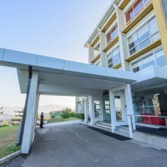 Hotel Topaz Канди парковка