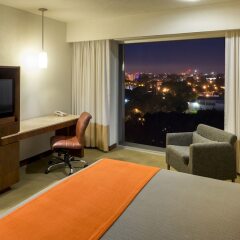 Отель Real Inn Guadalajara Expo комната для гостей фото 2