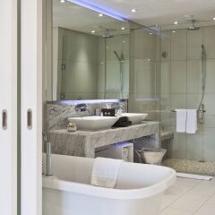 Отель Radisson Blu Azuri Resort & Spa ванная фото 2