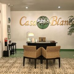 Отель Casa Blanca Boutique Hotel Таиланд, Пхукет - 1 отзыв об отеле, цены и фото номеров - забронировать отель Casa Blanca Boutique Hotel онлайн интерьер отеля