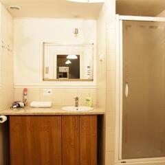 Отель Old Town Apartments Piwna Польша, Варшава - отзывы, цены и фото номеров - забронировать отель Old Town Apartments Piwna онлайн ванная