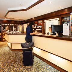 Отель Best Western Ambassador Hotel Германия, Дюссельдорф - 4 отзыва об отеле, цены и фото номеров - забронировать отель Best Western Ambassador Hotel онлайн интерьер отеля фото 2