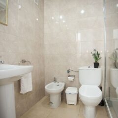 Отель Apartamentos Fuencarral 50 ванная фото 2