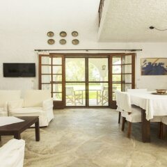 Отель Greenlea Beachfront Villa Spathies комната для гостей фото 5