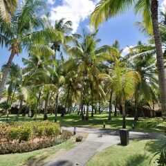 Отель La Pirogue A Sun Resort фото 9