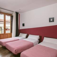 Отель Hostal La Casa de la Plaza Испания, Мадрид - отзывы, цены и фото номеров - забронировать отель Hostal La Casa de la Plaza онлайн комната для гостей