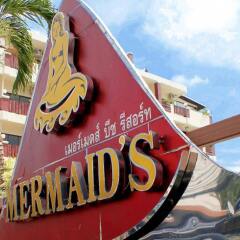 Отель Mermaid's Beach Resort спортивное сооружение