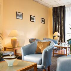 Hotel At Gare du Nord интерьер отеля