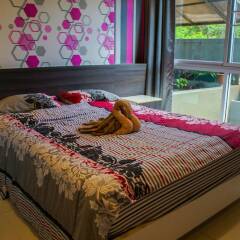 Апартаменты The Gallery Jomtien Beach Apartment Паттайя комната для гостей фото 4