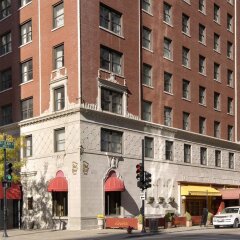 The St. Clair Hotel – Magnificent Mile фото 3