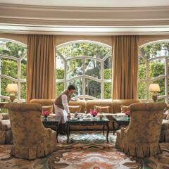 Отель The Peninsula Beverly Hills интерьер отеля