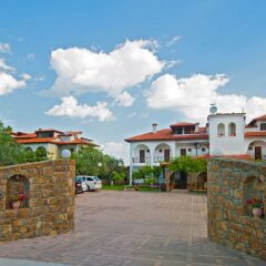 Апартаменты Kamares House Apartments & Studios Ситония парковка