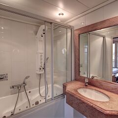 Отель Hôtel du Midi Paris Montparnasse ванная фото 2