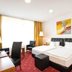 Hotel California Kurfürstendamm 35 4* Улучшенный номер с двуспальной кроватью фото 3