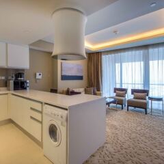 Отель MaisonPrive Holiday Homes - Address Dubai Mall Дубай в номере фото 2