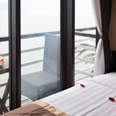 Отель Apricot Premium Cruise балкон
