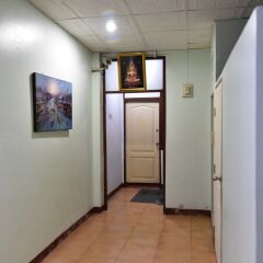 Отель Chaiwat Guesthouse интерьер отеля