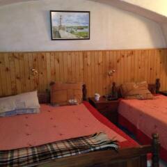 Отель Davidovi Relax Guest Rooms Болгария, Варна - отзывы, цены и фото номеров - забронировать отель Davidovi Relax Guest Rooms онлайн сейф в номере