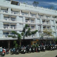 Arita Hotel Patong парковка