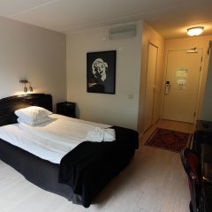 First Hotel Olofström in Olofstrom, Sweden from 115$, photos, reviews - zenhotels.com guestroom photo 4