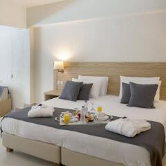 Corfu Holiday Palace Hotel в номере