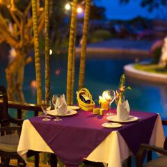 Отель Andaman Cannacia Resort & Spa Таиланд, пляж Ката - 1 отзыв об отеле, цены и фото номеров - забронировать отель Andaman Cannacia Resort & Spa онлайн питание фото 2