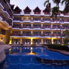 Отель Woraburi Phuket Resort & Spa бассейн фото 3