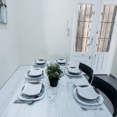 Апартаменты Budapest Easy Flats- Oktogon Lux Apartment питание