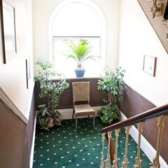 Отель Curzon House Hotel - Hostel Великобритания, Лондон - отзывы, цены и фото номеров - забронировать отель Curzon House Hotel - Hostel онлайн интерьер отеля фото 2