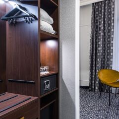 Hotel International Prague (ex. Сrowne Plaza) Прага сейф в номере