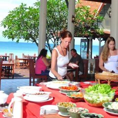 Отель Royal Lanta Resort & Spa питание фото 2