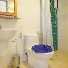 Отель Holidays Home ванная