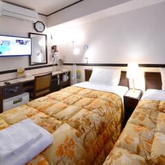 Отель Toyoko Inn Toyama eki Shinkansen guchi No.2 Тояма комната для гостей
