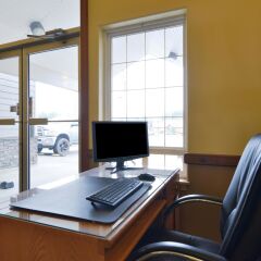 Отель Canadas Best Value Inn Valemount интерьер отеля фото 3