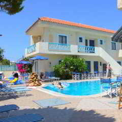 Tsalos Beach Hotel бассейн