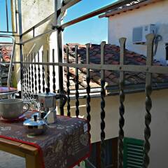 Апартаменты Colonna Apartment with Terrace балкон