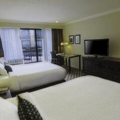 Отель Courtyard by Marriott Toluca Airport удобства в номере