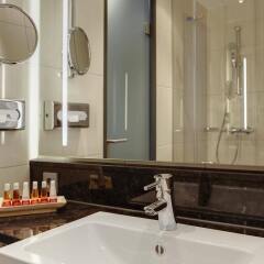 Отель InterCityHotel Bonn ванная фото 2