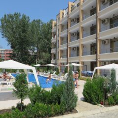 Отель Saint Elena Apartcomplex бассейн фото 2