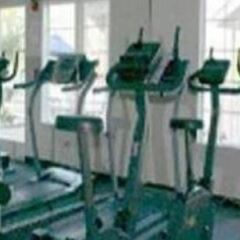 Отель Charter Inn and Suites спортивное сооружение